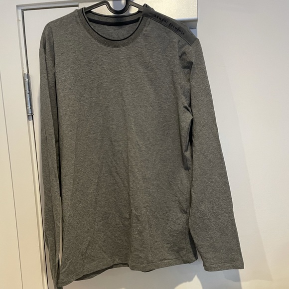 Armani shoulder zip long sleeve shirt - Large - Picture 7 of 7